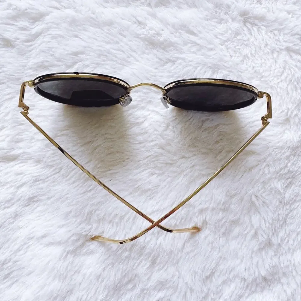 Dean Black w/ Gold Rim Round Sunglasses